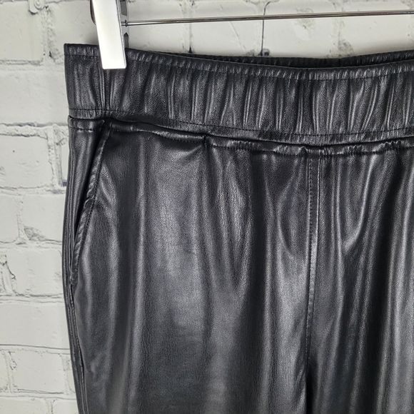 STEVE MADDEN x BB DAKOTA | Run The World faux leather pleather pants - Picture 2 of 10